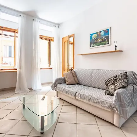Scalette- Historic Apartment! Cagliari